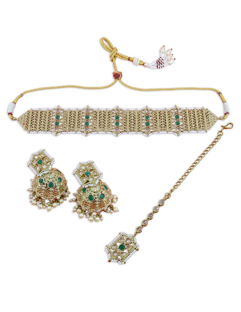 lovely round and trangle shape green uncut kundan gold plated collar jewellery set for women