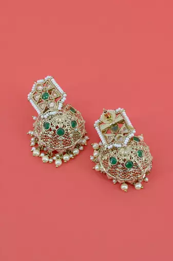 lovely round and trangle shape green uncut kundan gold plated collar jewellery set for women