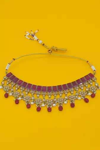 stylish flower and square shape red uncut kundan gold plated choker jewellery set for women