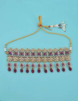 modish oval and flower shape uncut kundan gold plated collar jewellery set for women 3