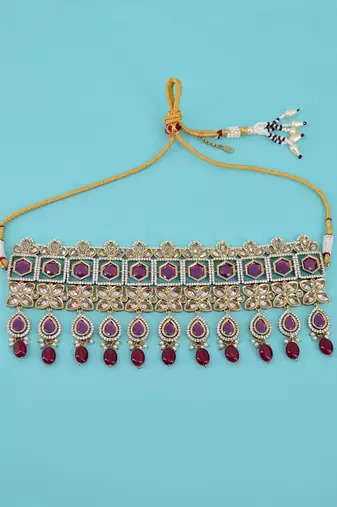 modish oval and flower shape uncut kundan gold plated collar jewellery set for women