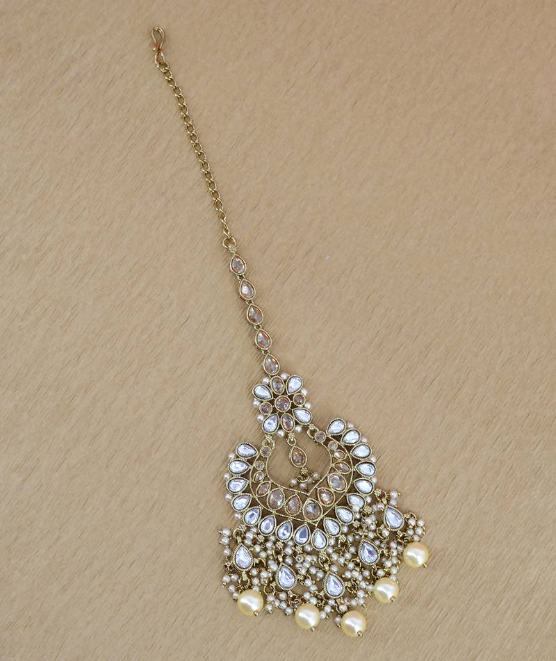 lavish oval and flower shape uncut kundan gold plated collar jewellery set for women