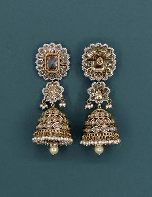 glorious oval and flower shape uncut kundan gold plated collar jewellery set for women 5