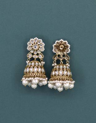 pretty round and oval shape pearl uncut kundan gold plated collar jewellery set for women 5