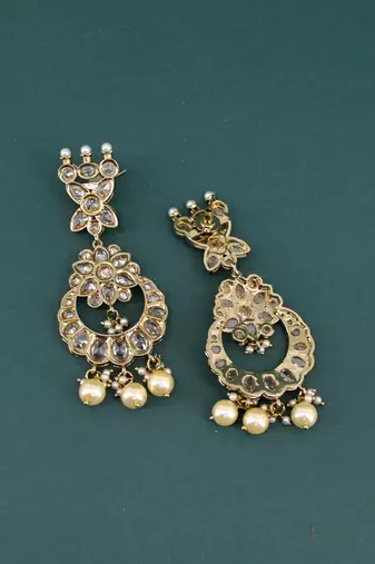 stylish flower and chandelier shape uncut kundan gold plated choker jewellery set for women
