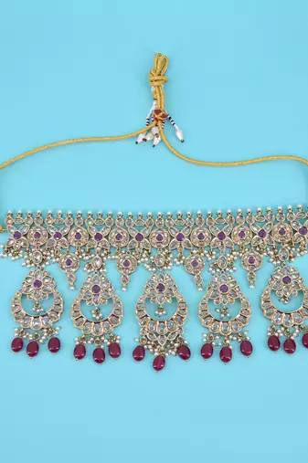 superb flower and chandelier shape uncut kundan gold plated choker jewellery set for women