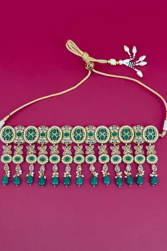 wavy round and flower design uncut kundan gold plated choker jewellery set for women