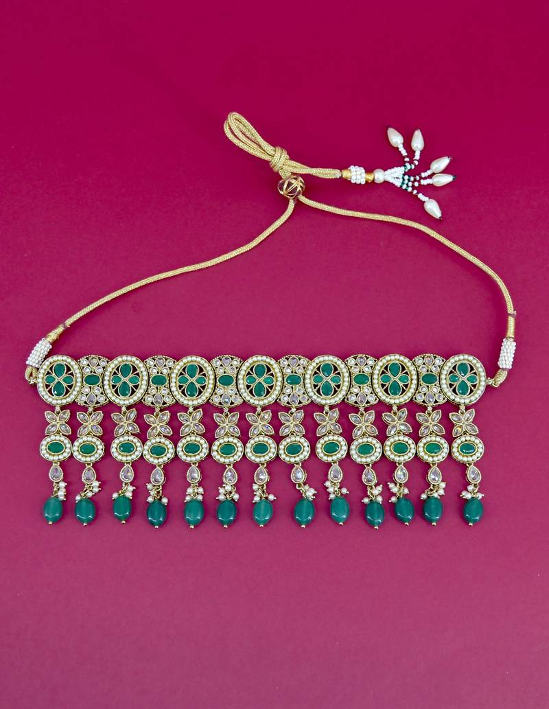 wavy round and flower design uncut kundan gold plated choker jewellery set for women