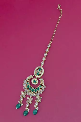 wavy round and flower design uncut kundan gold plated choker jewellery set for women