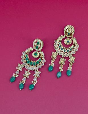 wavy round and flower design uncut kundan gold plated choker jewellery set for women 4