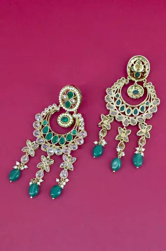 wavy round and flower design uncut kundan gold plated choker jewellery set for women