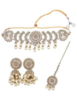 stylish flower and round shape uncut kundan gold plated choker jewellery set for women 1