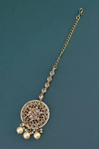 stylish flower and round shape uncut kundan gold plated choker jewellery set for women