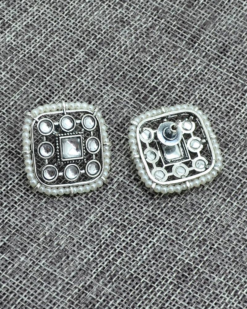 exotic square shape pearls silver plated choker neckalace set with maangtikka for women