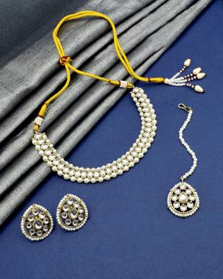 creative oval shape pearls antique gold plated choker neckalace set with maangtikka for women 1