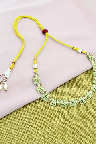 round and square shape brass antique gold plated choker neckalace set with maangtikka for women