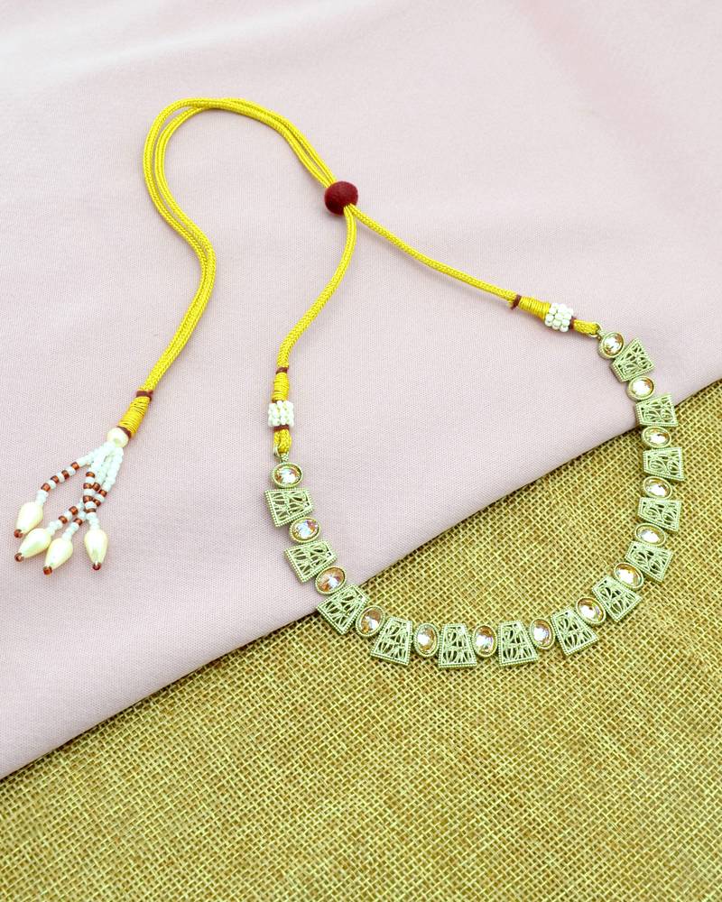 round and square shape brass antique gold plated choker neckalace set with maangtikka for women