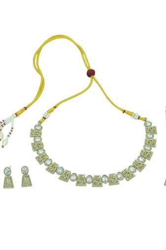 round and square shape brass antique gold plated choker neckalace set with maangtikka for women