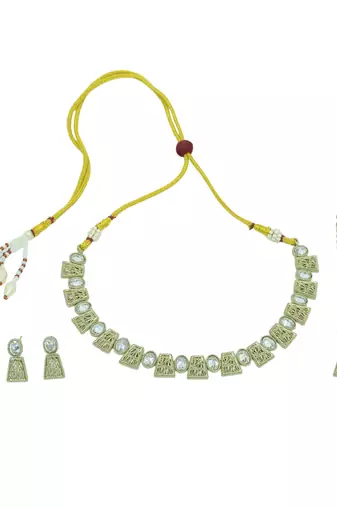 round and square shape brass antique gold plated choker neckalace set with maangtikka for women