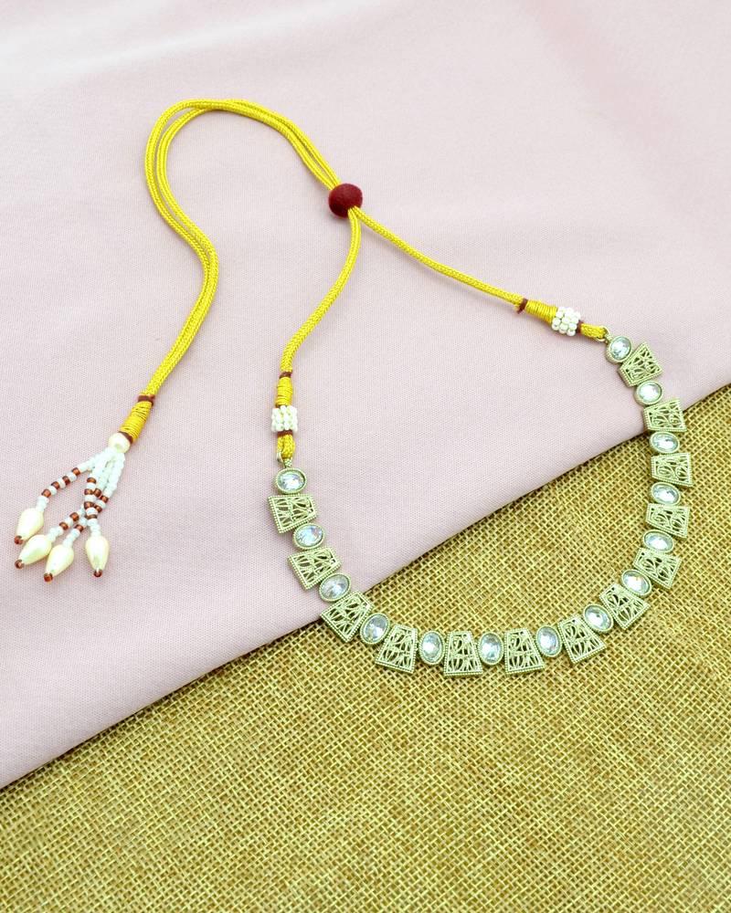 round and square shape brass antique gold plated choker neckalace set with maangtikka for women