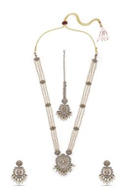 delightful round shape pearl lariat kundan antique gold plated long haram jewellery set for women 4