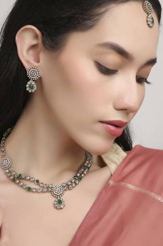 brilliant round and oval shape kundan antique gold plated choker jewellery set for women