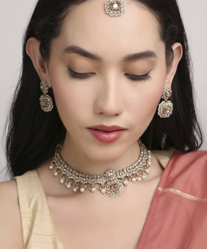 astonish round and circle shape kundan antique gold plated choker jewellery set for women