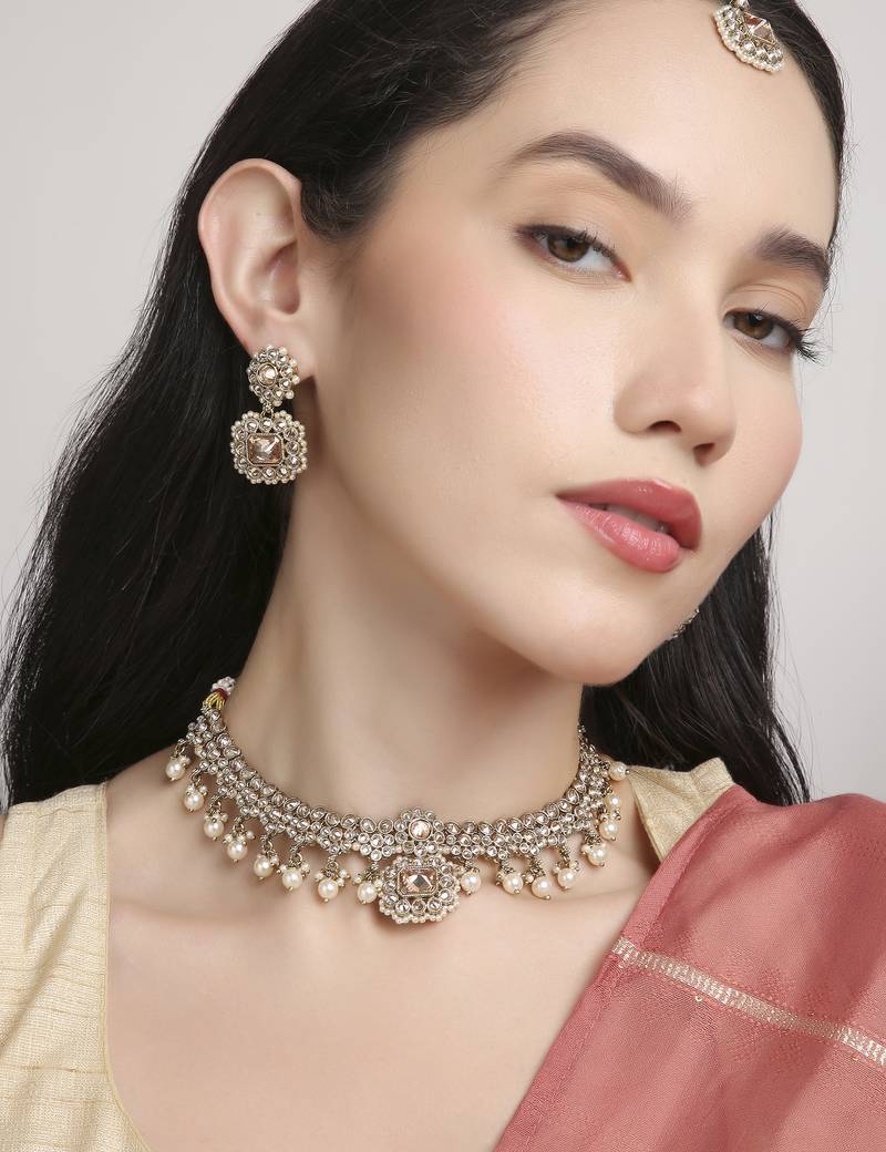 astonish round and circle shape kundan antique gold plated choker jewellery set for women