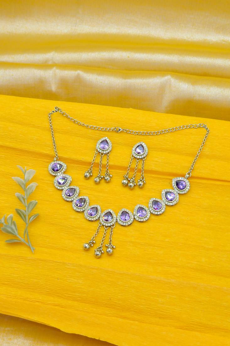 glimmery oval shape kundan antique gold plated choker necklace set for women