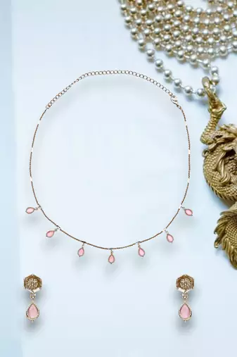flowing oval shape brass kundan antique gold plated choker necklace set for women