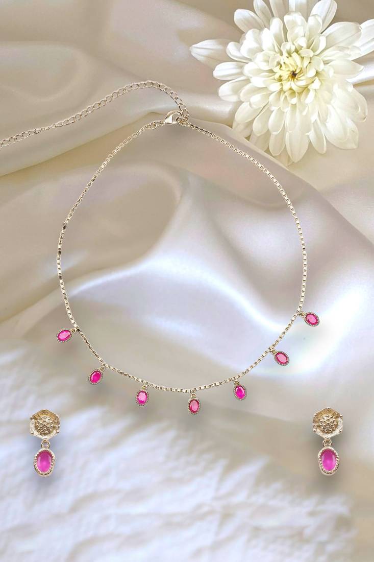 finely circle shape brass kundan antique gold plated choker necklace set for women