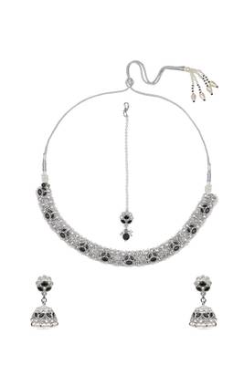 incredible flower design pearl kundan silver plated choker jewellery set for women 4