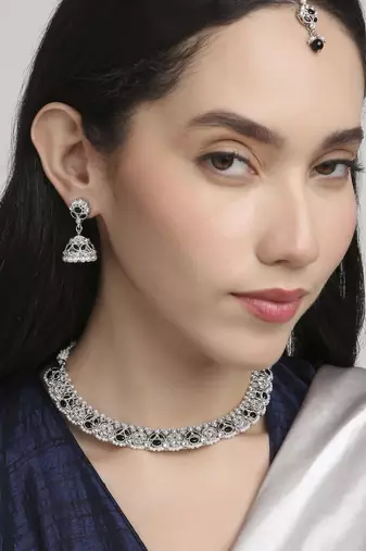 incredible flower design pearl kundan silver plated choker jewellery set for women