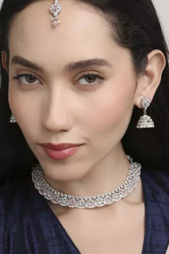 lavish flower design pearl kundan silver plated choker jewellery set for women