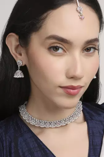 lavish flower design pearl kundan silver plated choker jewellery set for women