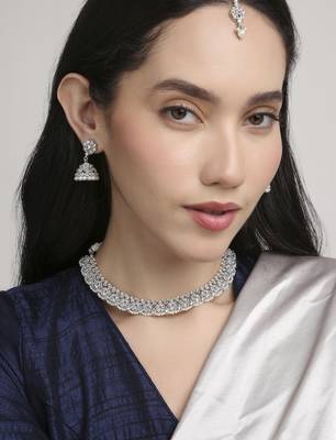 lovely flower design pearl kundan silver plated choker jewellery set for women 4