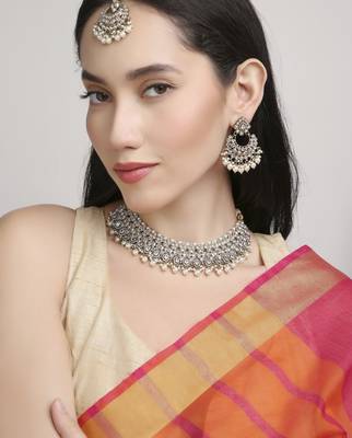 glamorous oval shape pearl kundan antique gold plated choker jewellery set for women 2