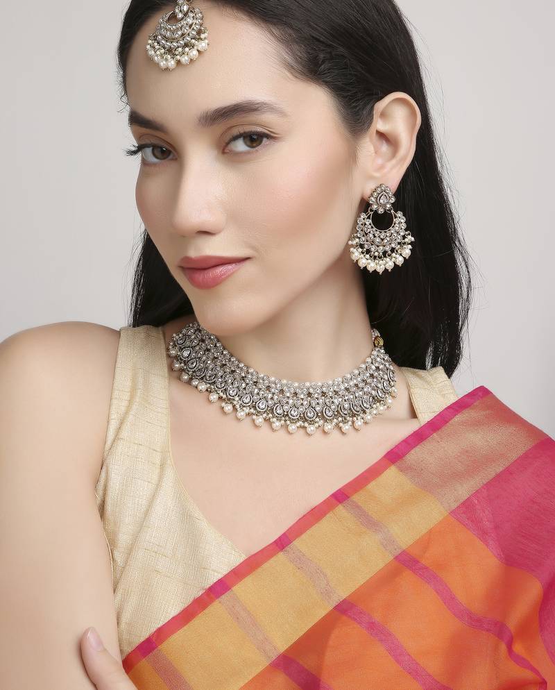 glamorous oval shape pearl kundan antique gold plated choker jewellery set for women