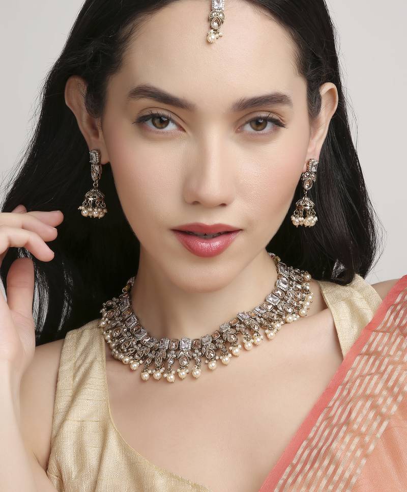 pleasant square and flower design kundan antique gold plated choker jewellery set for women