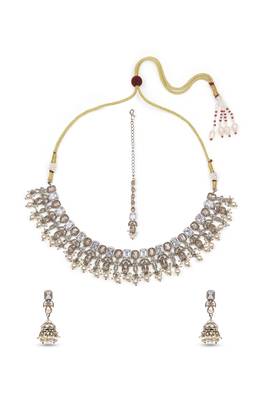 pleasant square and flower design kundan antique gold plated choker jewellery set for women 3