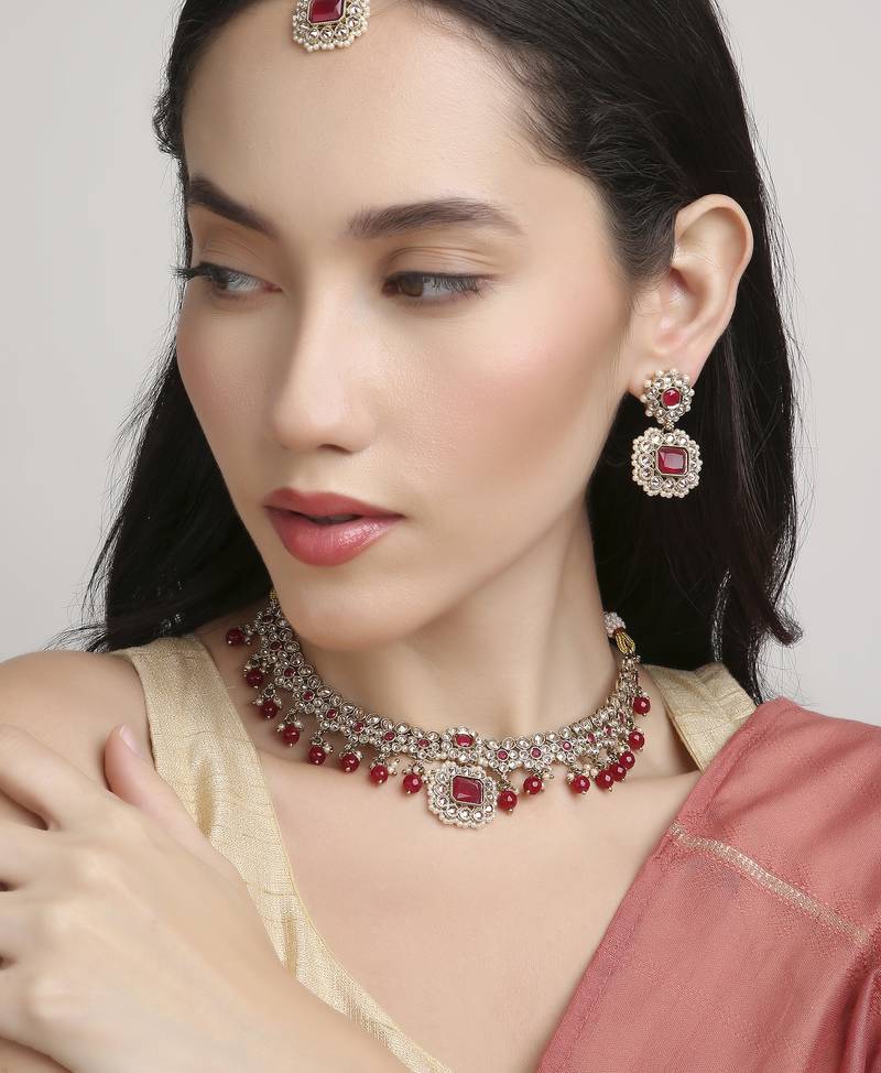 modish square and round shape kundan antique gold plated choker jewellery set for women