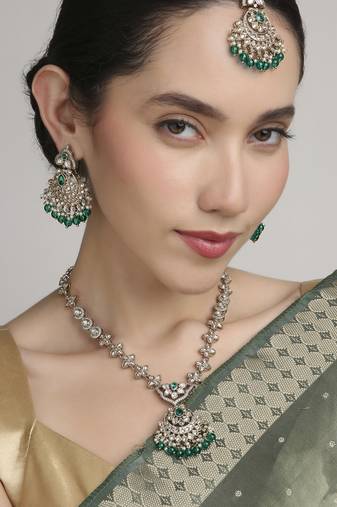 creative oval and flower chandelier shape kundan antique gold plated choker jewellery set for women