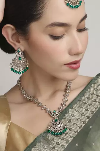 creative oval and flower chandelier shape kundan antique gold plated choker jewellery set for women