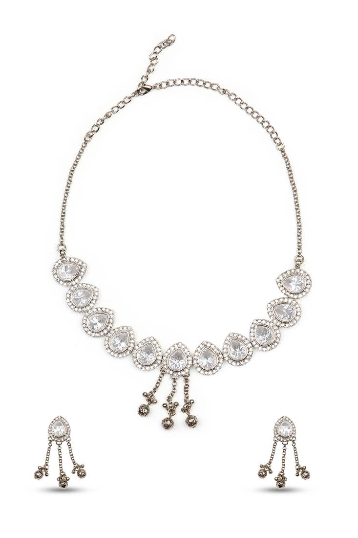 graceful oval shape white kundan antique gold plated choker necklace set for women
