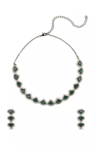lavish traingle shape green kundan brass antique gold plated choker necklace set for women