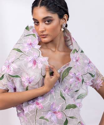 Pink muted lilac embroidered chinon drape saree set 4
