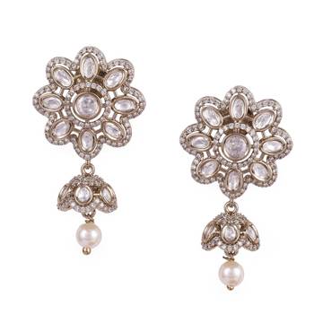 pretty flower design gold plated dangle earring for women and girls 1