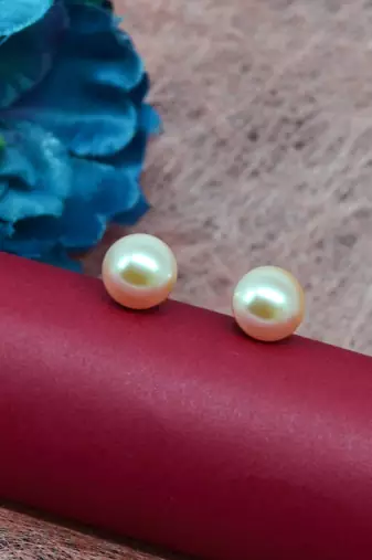 splendid round shape mother of pearl 1 pair gold plated stud earring for women and girls