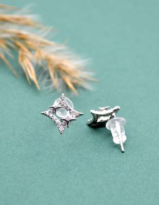 stylish star design cz brass silver plated stud earring for women and girls 4