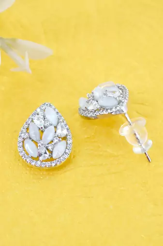 modern oval shape kundan brass silver plated stud earring for women and girls